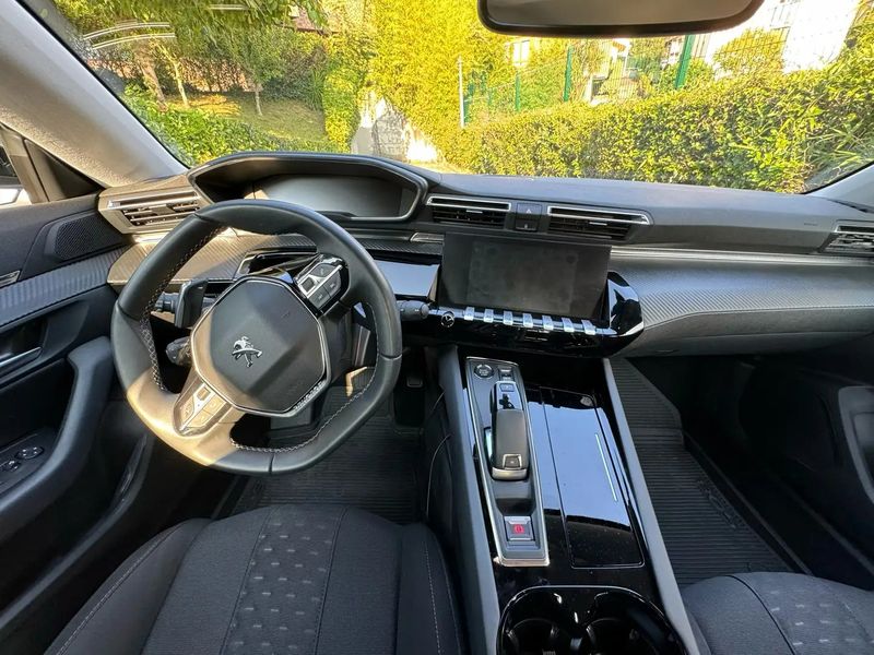 Peugeot 508 • 2023 • 15,400 km 9