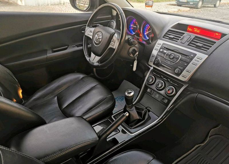 Mazda 6 • 2008 • 242,500 km 3