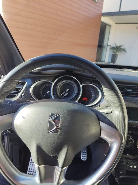 Citroën DS3 • 2012 • 187,000 km 3