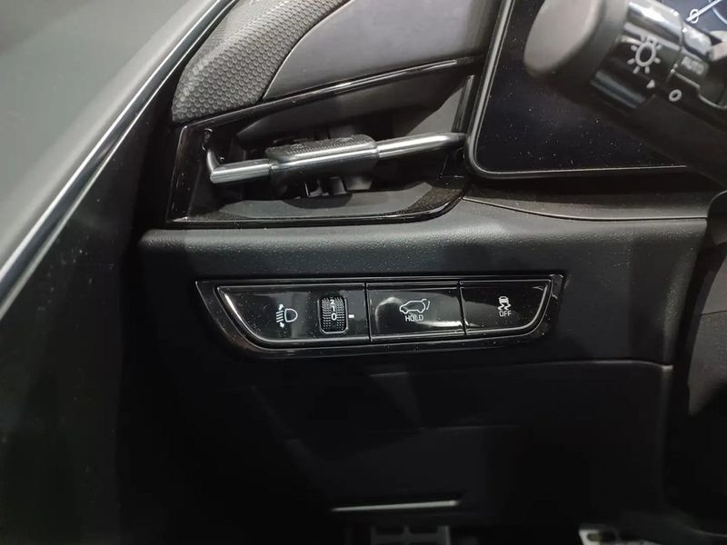 Kia Soul EV • 2023 • 15,541 km 13