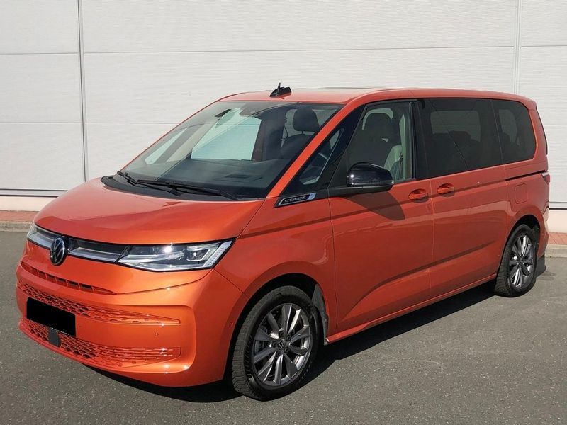 Volkswagen Multivan • 2021 • 17,463 km 1