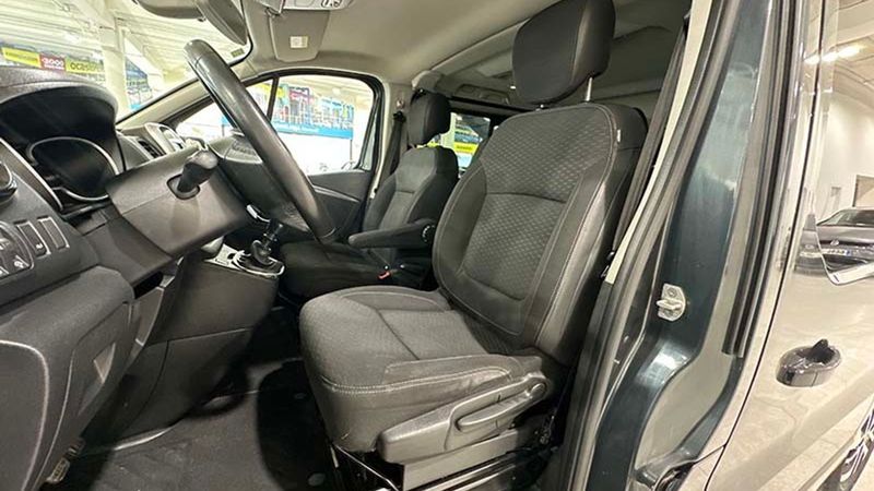 Opel Vivaro • 2018 • 73,103 km 20