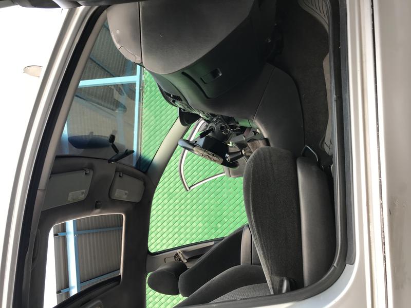 Toyota  • 2008 • 157,000 km 10