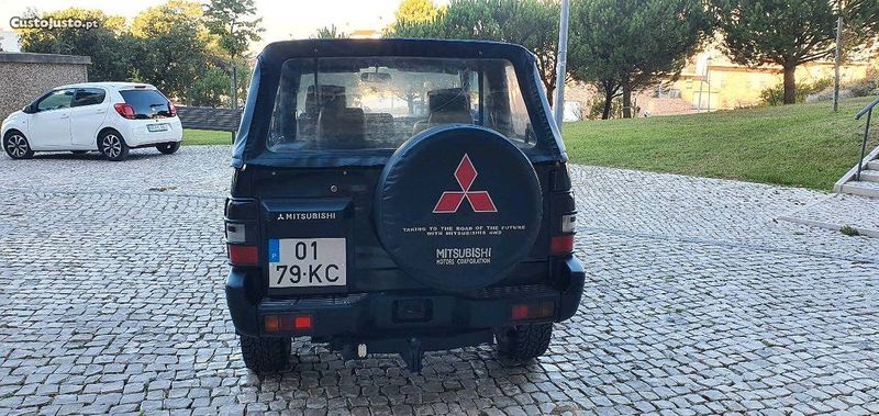 Mitsubishi Pajero • 1992 • 160,000 km 2