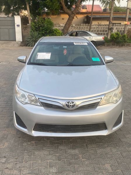 Toyota Camry • 2012 • 90,000 km 5
