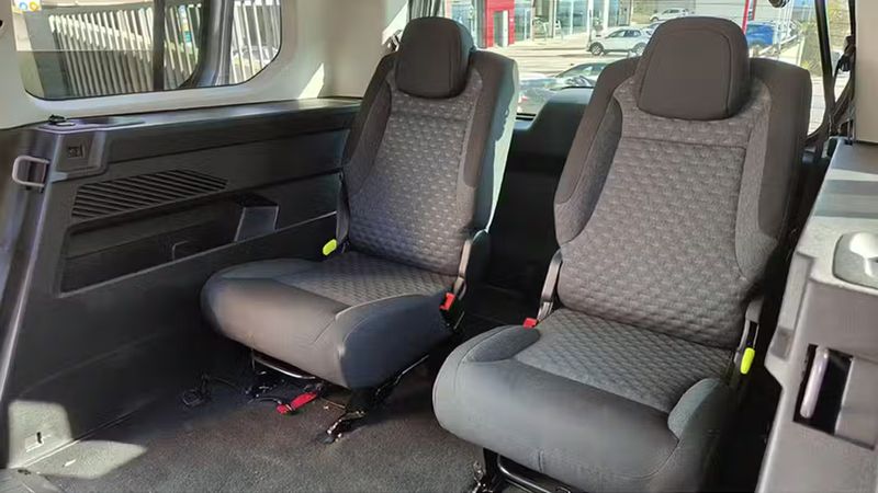 Peugeot Bipper • 2024 • 13,441 km 4