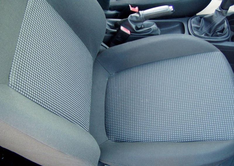 Opel Corsa • 2007 • 140,000 km 2