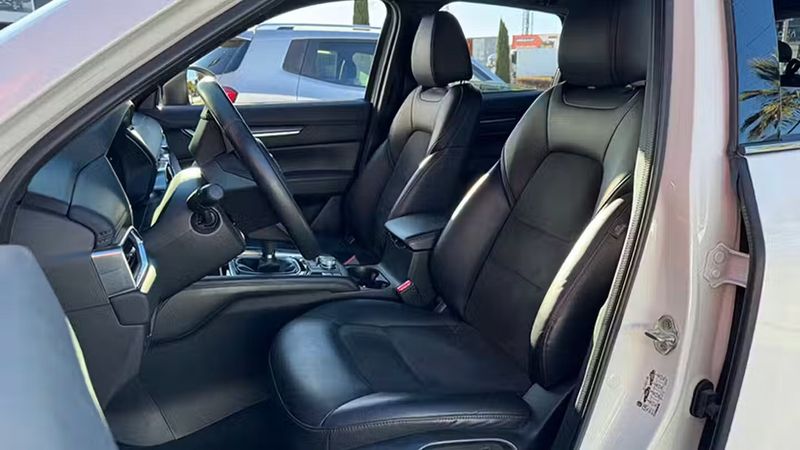 Mazda CX-5 • 2023 • 26,036 km 3