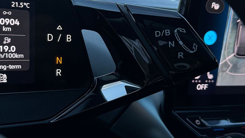 Volkswagen ID.4 • 2022 • 20,987 km 3