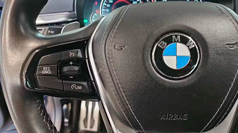 BMW 5 Series • 2017 • 110,173 km 16