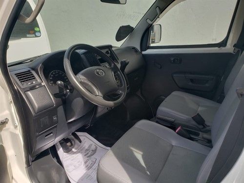 Toyota Hiace Van • 2012 • 21 km 2