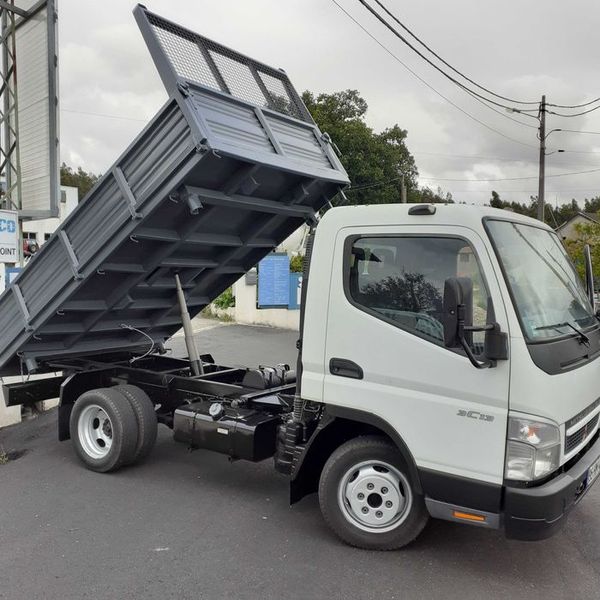 Mitsubishi Fuso canter • 2009 • 180,000 km 6
