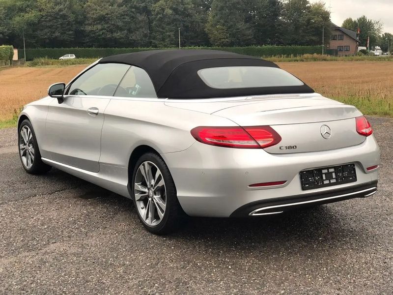Mercedes-Benz C • 2017 • 95,000 km 4