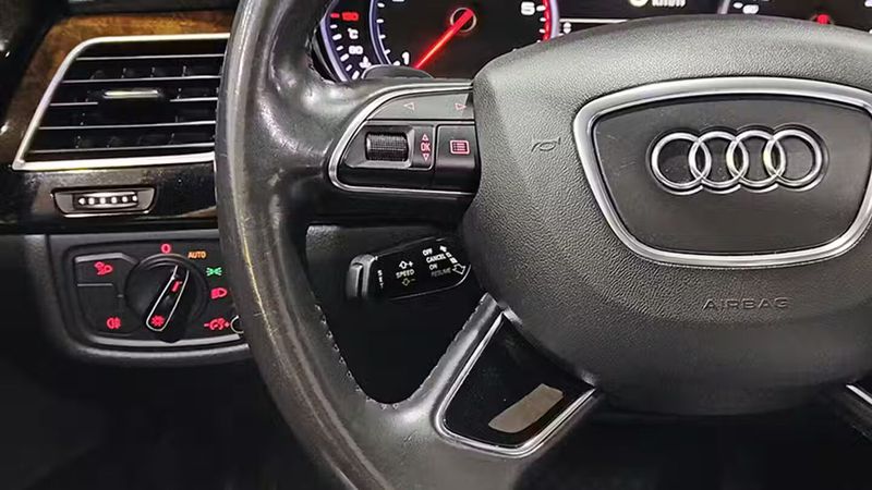 Audi A8 Long • 2015 • 84,288 km 33