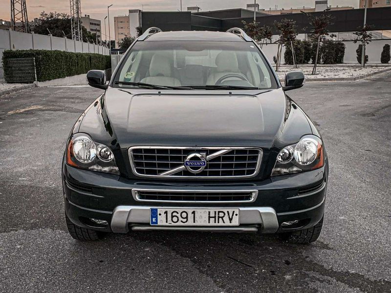 Volvo XC90 • 2013 • 190,000 km 1