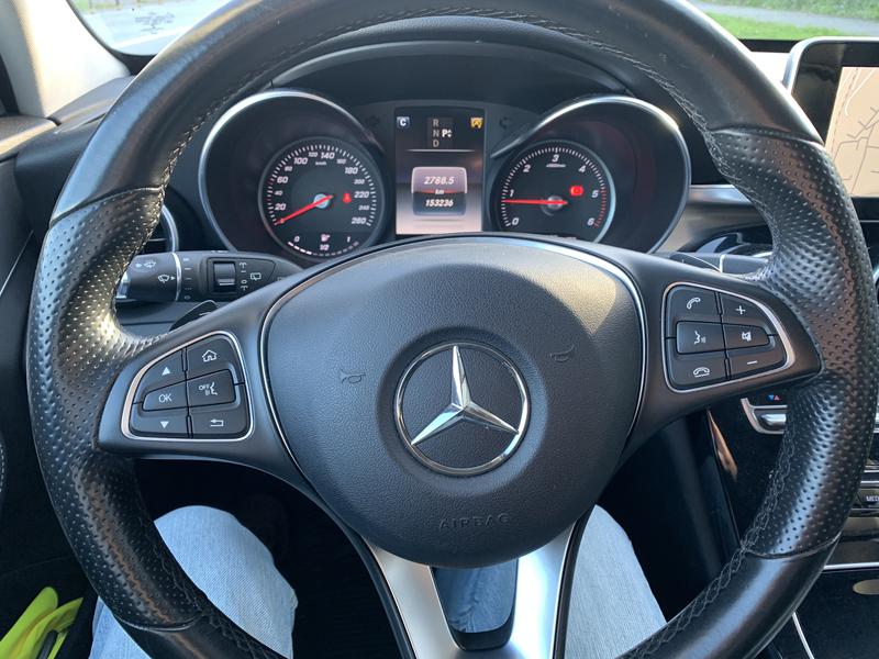 Mercedes-Benz C • 2015 • 153,000 km 6