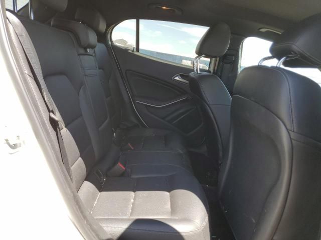 Mercedes-Benz GLA-Class • 2017 • 9 km 6