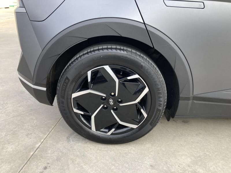 Hyundai Ioniq Electric • 2023 • 15,364 km 11