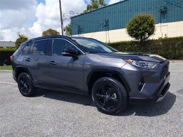 Toyota RAV4 Hybrid • 2021 • 22,422 km 2
