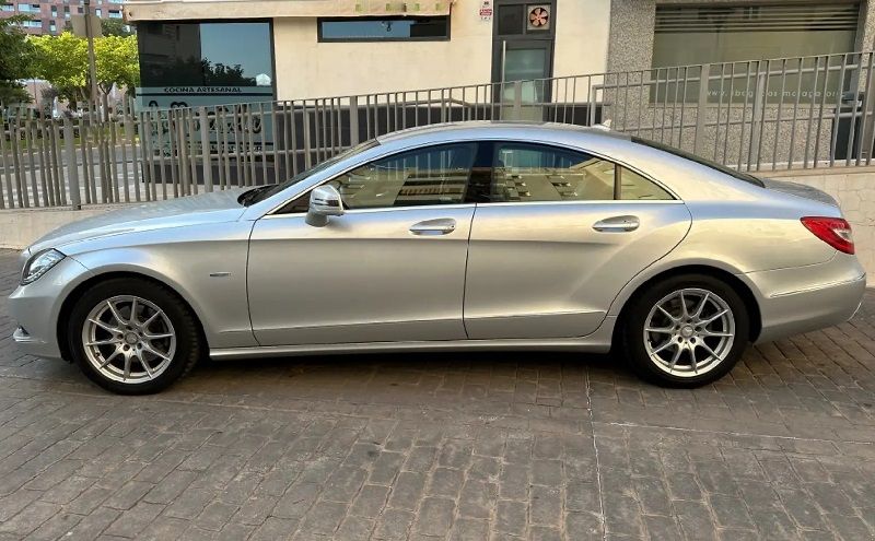 Mercedes-Benz CLS • 2011 • 82,700 km 7