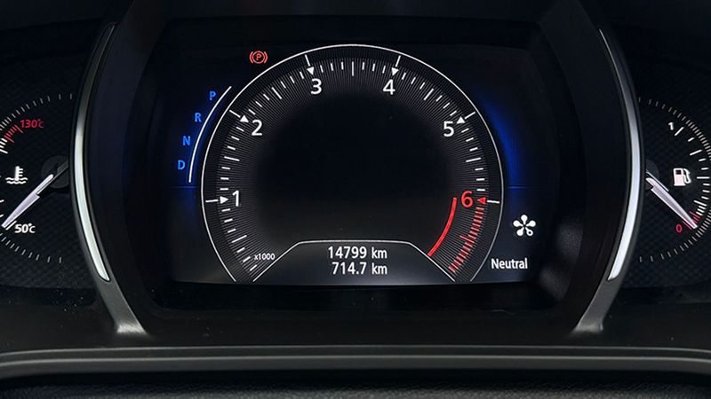 Renault Mégane • 2019 • 14,700 km 10