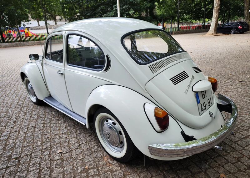 Volkswagen Caddy • 1971 • 80,000 km 3