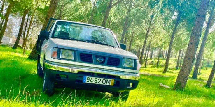 Nissan Pickup • 2000 • 400 km 1