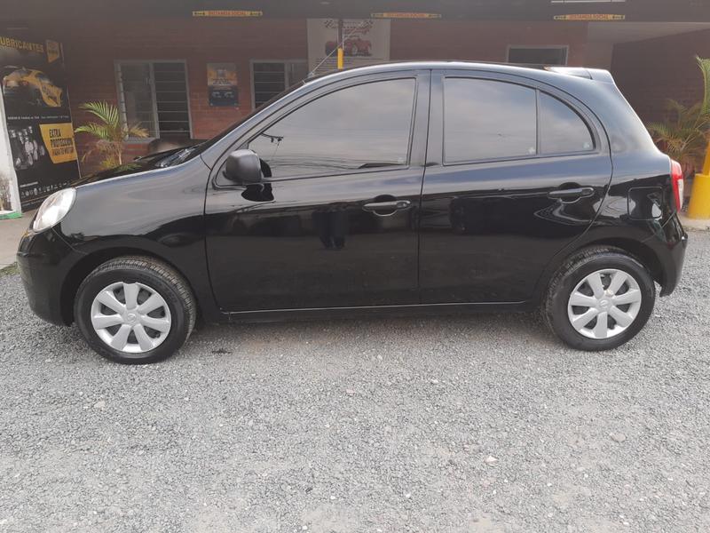 Nissan March • 2017 • 62,000 km 12