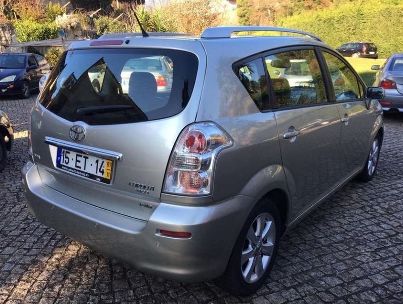 Toyota Corolla • 2007 • 225,000 km 5