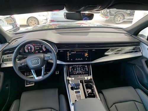 Audi Q7 • 2020 • 23 km 2