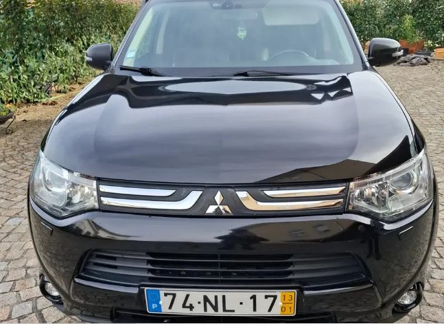 Mitsubishi Outlander • 2013 • 137,300 km 1