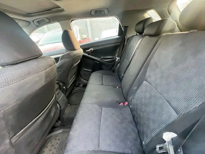 Toyota Matrix • 2016 • 50,000 km 3