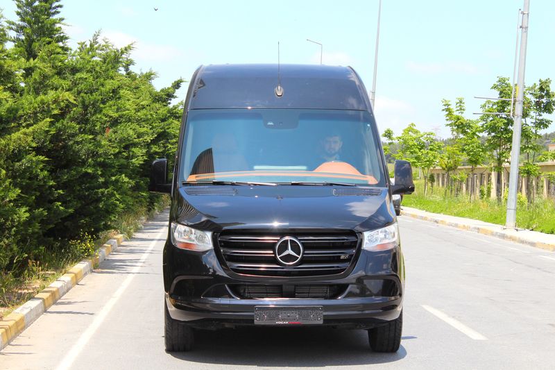 Mercedes-Benz Sprinter • 2023 • 0 km 18