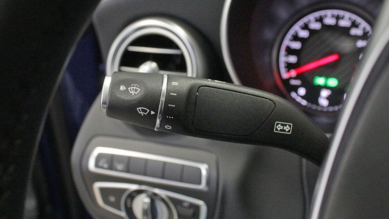 Mercedes-Benz C-Class • 2019 • 8,500 km 23