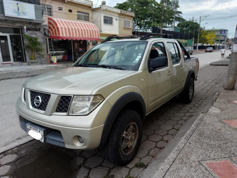 Nissan Navara • 2012 • 200,000 km 3