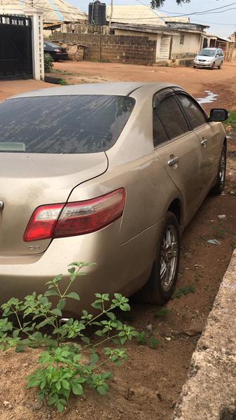 Toyota Camry • 2007 • 120,000 km 5