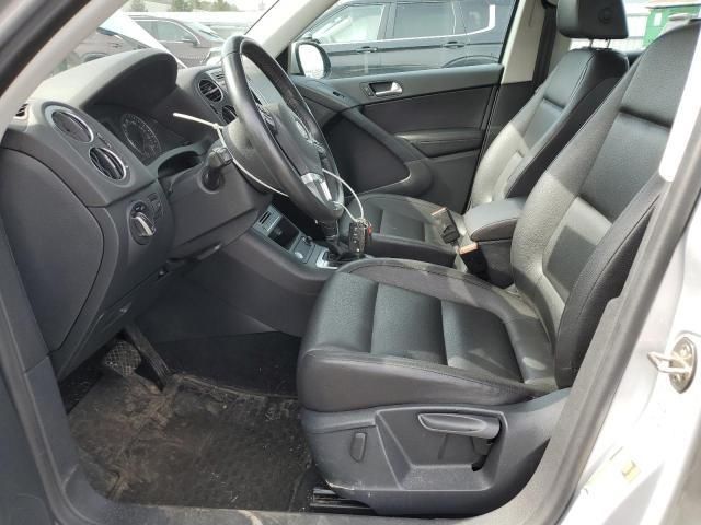 Volkswagen Tiguan Limited • 2016 • 10,000 mi 7