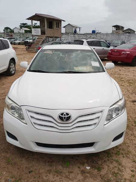 Toyota Camry • 2011 • 155,000 km 1