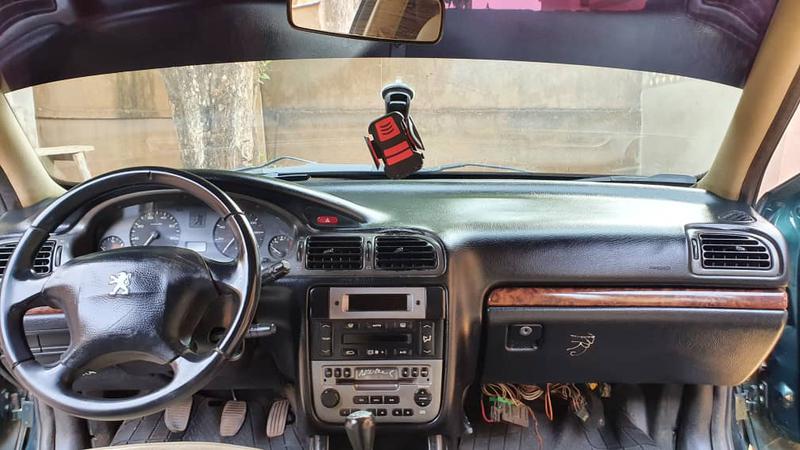 Peugeot 405 • 2004 • 167,000 km 4
