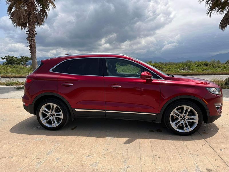 Lincoln MKC • 2019 • 71,000 km 11