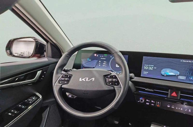 Kia Niro EV • 2024 • 28,018 km 5