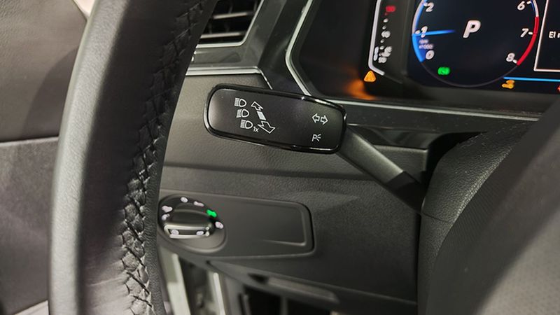 Volkswagen Tiguan • 2024 • 10,200 km 17