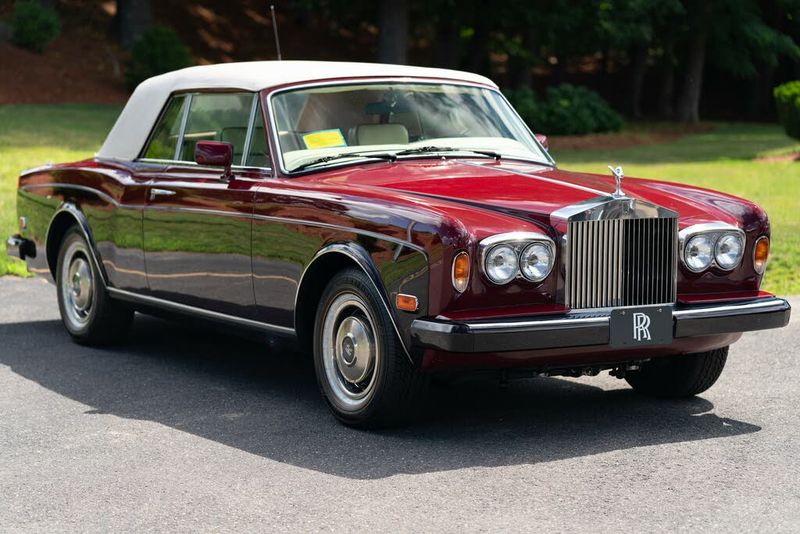 Rolls-Royce Corniche • 1986 • 26,000 km 1