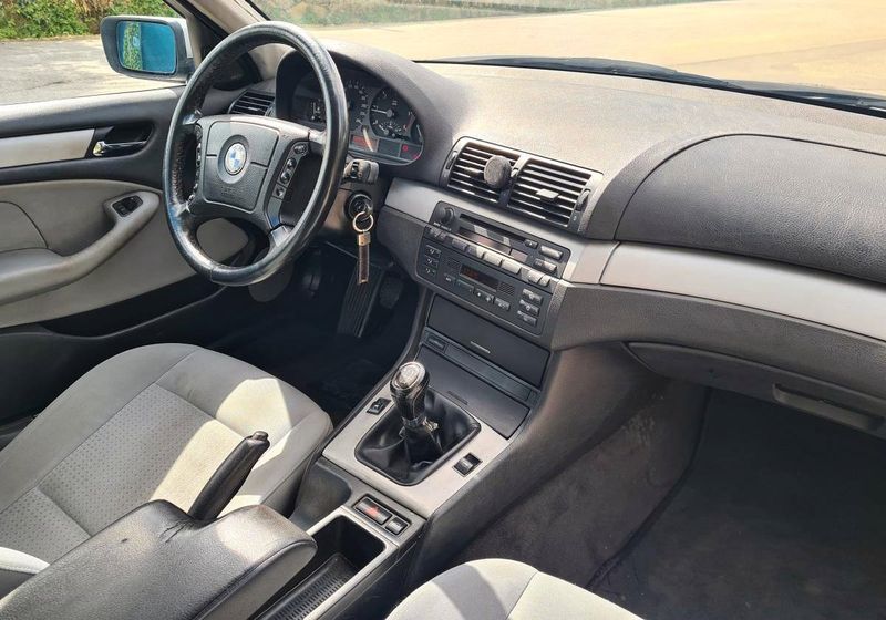 BMW 3 Series • 2000 • 399,999 km 3