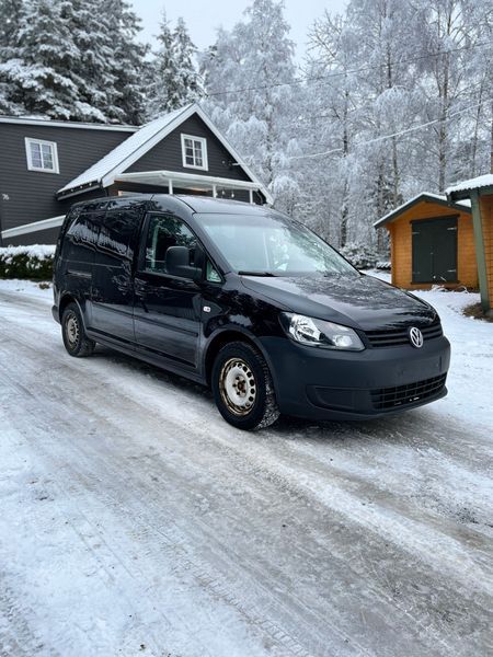 Volkswagen Caddy • 2014 • 143,000 km 3