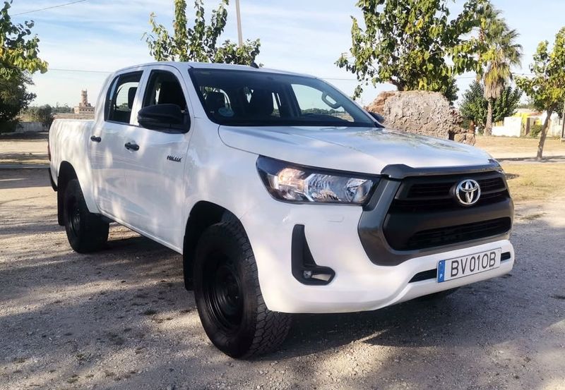 Toyota Hilux • 2022 • 205,000 km 1