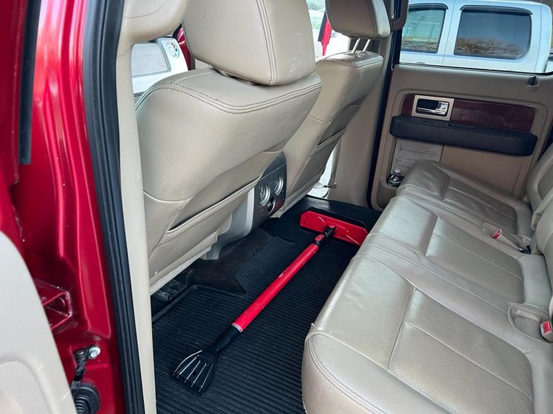 Ford F-150 • 2010 • 165,000 km 6