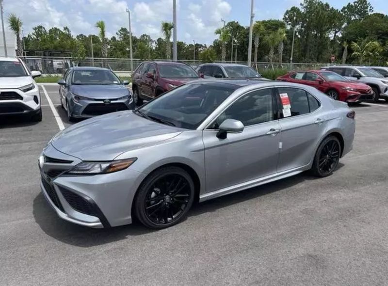 Toyota Camry • 2022 • 5 km 1
