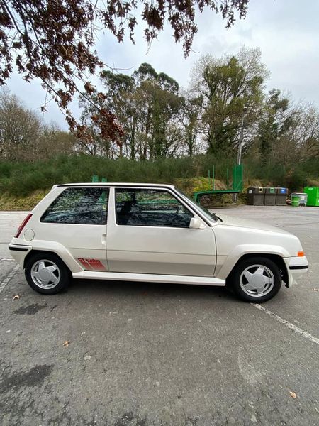 Renault Mégane • 1987 • 95,000 km 6