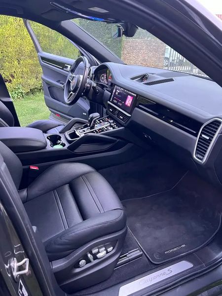 Porsche Cayenne • 2019 • 97,000 km 7